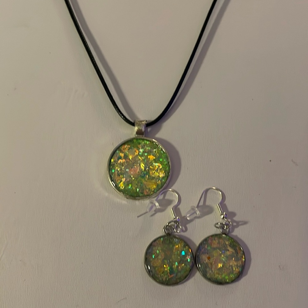 Necklace set